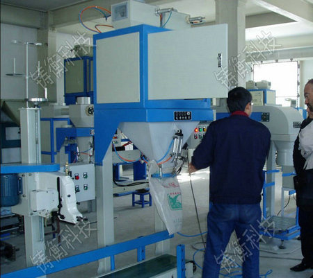 小型半自動(dòng)包裝機(jī)